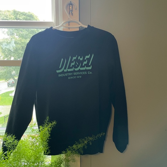 Deal Crewneck Sweater - Picture 1 of 6